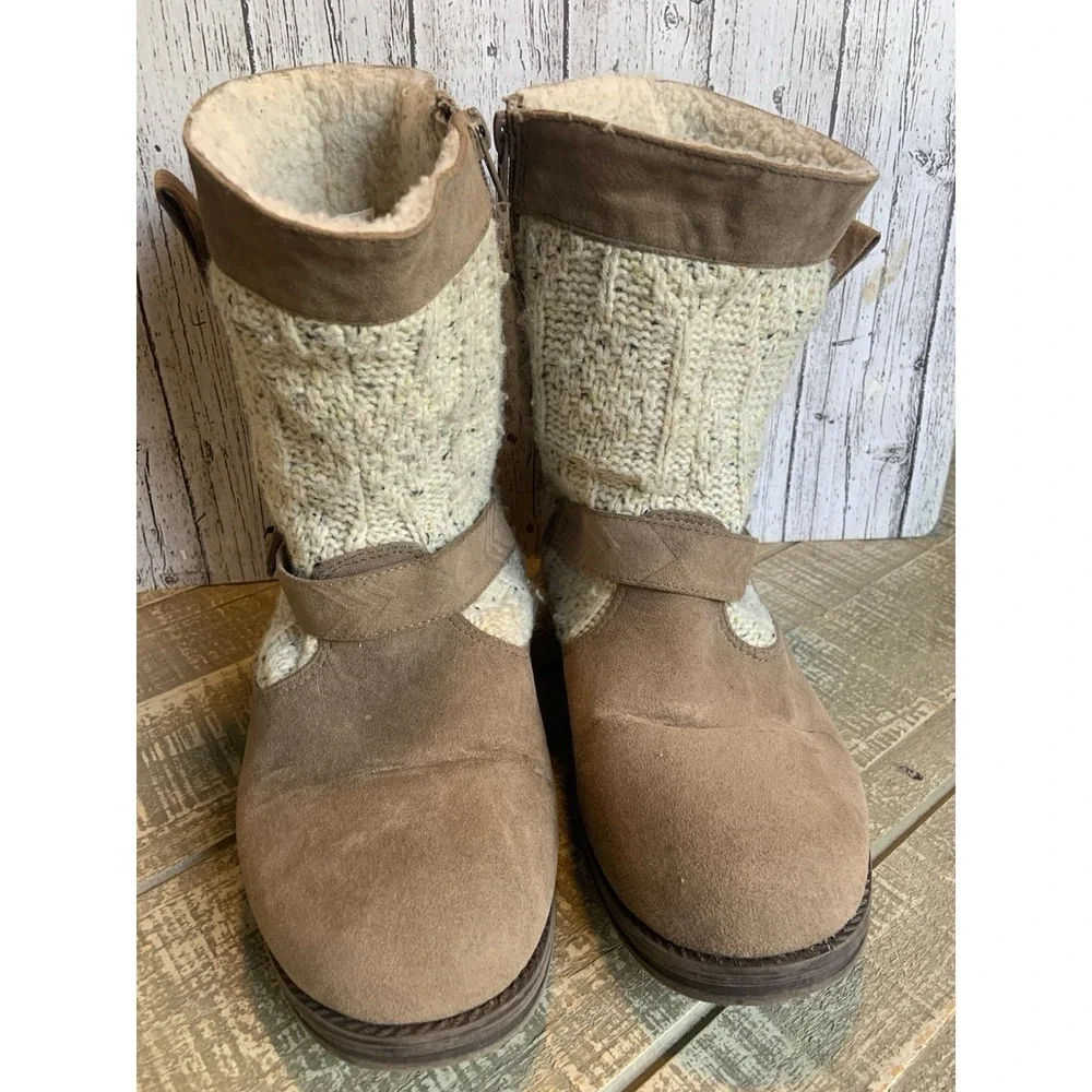 MukLuks Winter Boots Women's Size 7 Brown Faux Suede Crochet‎ Comfort Casual